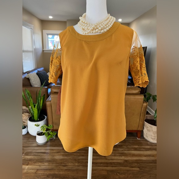 Tops - Elegant Mustard Lace Sleeve Top